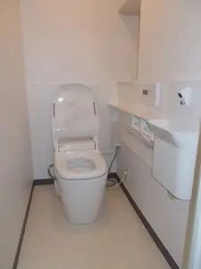 機能的なトイレへリフォーム