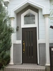 落ち着いた感じでお出迎え