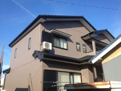 屋根・外壁塗装で明るい外観に