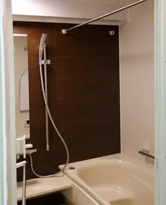 ウッディモダンなLDK改装と水廻り