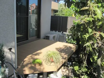 まるでお部屋が増えたみたいなウッドデッキ♪