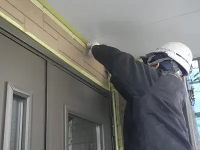 シールの打ち替えと塗装でメンテナンス*