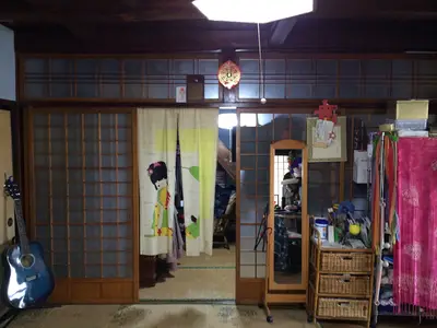 築100年の蔵を古民家調の離れに改装