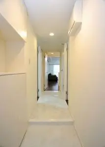 玄関を開けると今までとは別世界