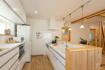 自然素材でスケルトンリフォーム！増築し、耐震補強も