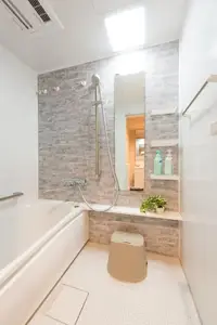 シックで落ち着いた色合いに〜ご夫婦二人のマンション全面改装