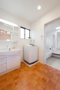 ダイナミックな天井が印象的！増築＆二世帯住宅へリフォーム