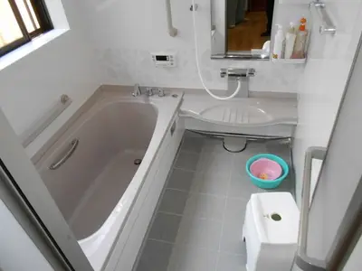 増築し浴室の広さを0.75坪から１坪に変更