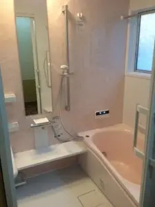 段差も解消！暖かユニットバスへ