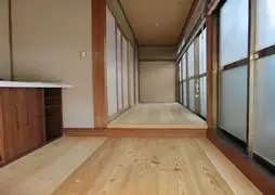 天然赤松フローリングと水回りリフォーム