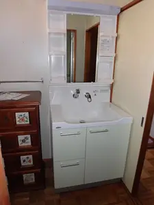 高齢者住宅の洗面化粧台リフォーム