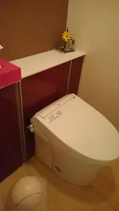 男性用お手洗い×女性用お手洗い