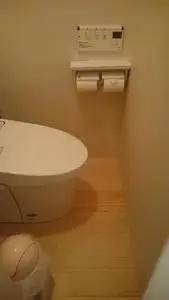 男性用お手洗い×女性用お手洗い