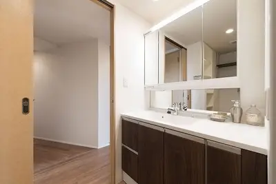 木目と白を基調としたナチュラル空間