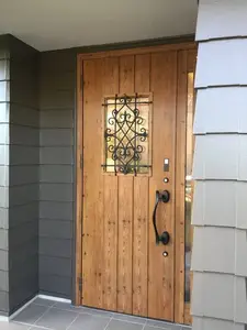 アンティ－クインテリアモザイクタイルのある家