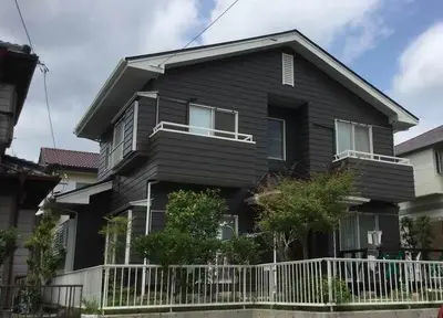 アンティ－クインテリアモザイクタイルのある家