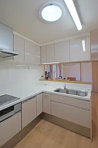 家族がのびのび暮らせる明るい家