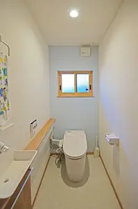 家族がのびのび暮らせる明るい家