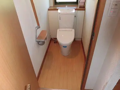 低価格で掃除がしやすいトイレへ