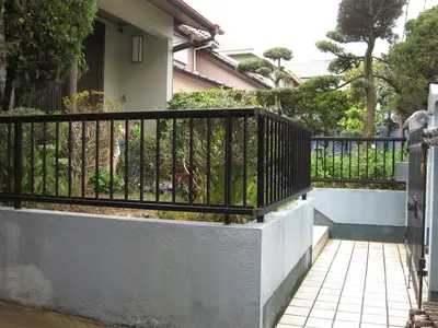 テラスのテラスでカフェ気分　お好きなお茶をどうぞ