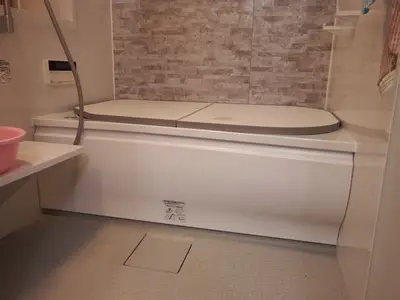 築20年の建売住宅の4軒中2軒が床下から漏水してました
