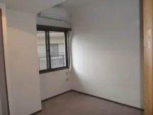 カーペットからフローリングへ明るい内装へ変身