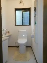 湿気・漏水対策　トイレ工事