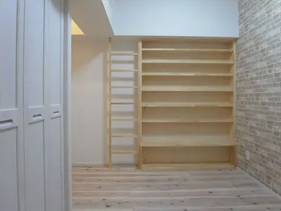 裸足であるこう