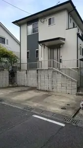 職人に感謝!新車のためのカーポート新設工事