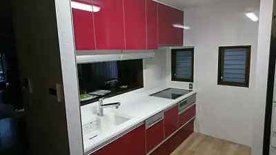 憬れのカラーデザインのキッチンへリフォーム!