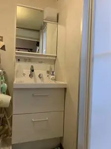 古いお風呂場や洗面台も弊社にお任せください!