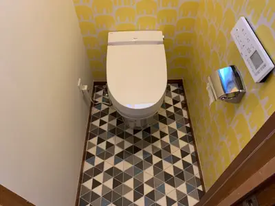 摂津市　トイレ改修工事
