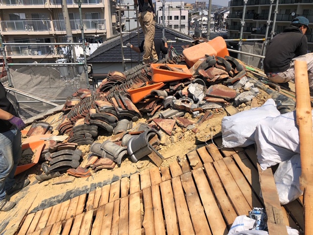 大阪府　交野市　屋根葺き替え工事　スマートメタル
