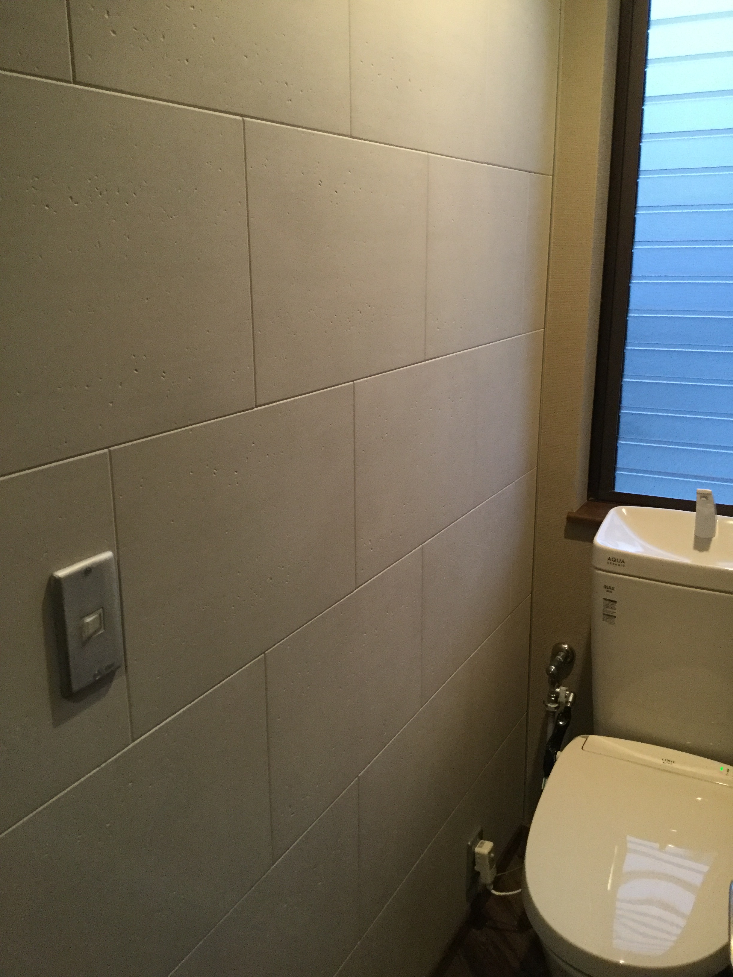 エコカラットを使ったトイレリフォーム