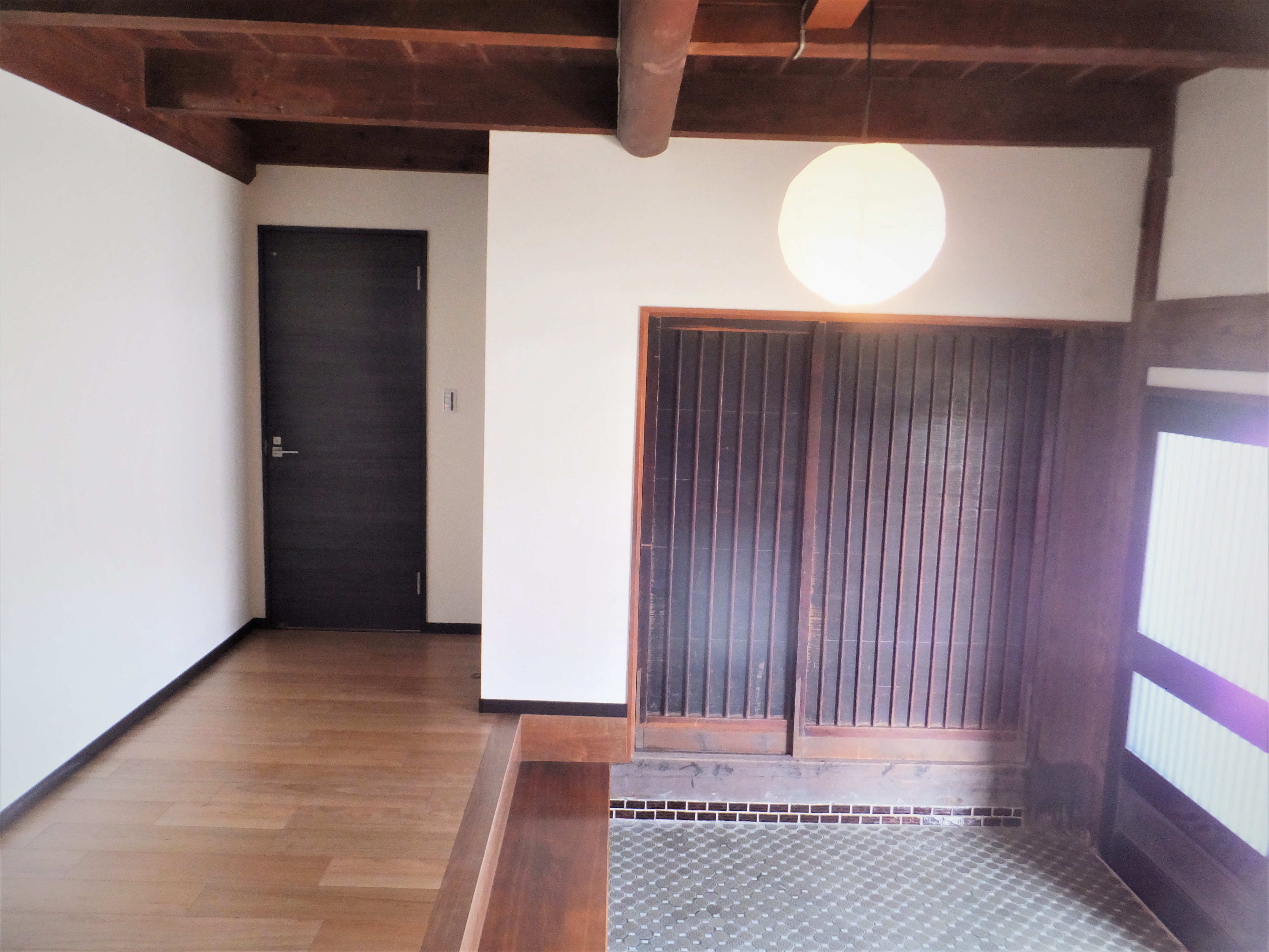 既存の建具を活かした古民家再生