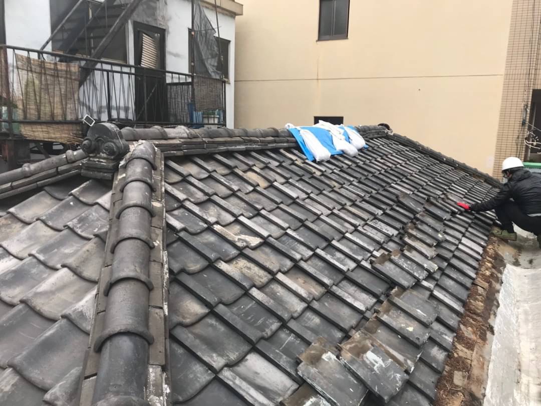 瓦屋根葺き替え工事