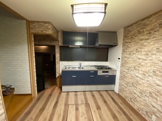 �{�H��L�b�`��