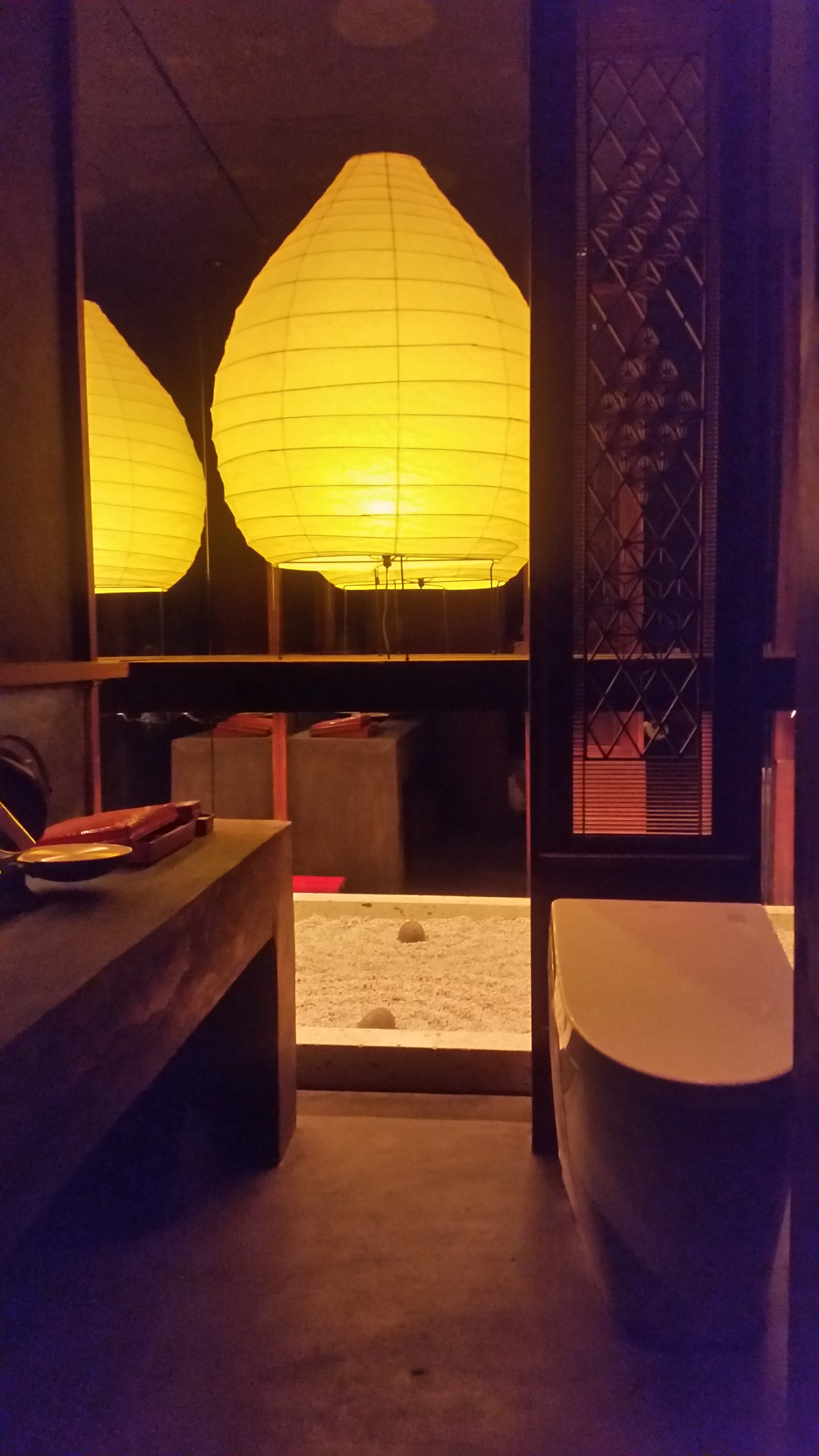 居抜き物件　店舗改修