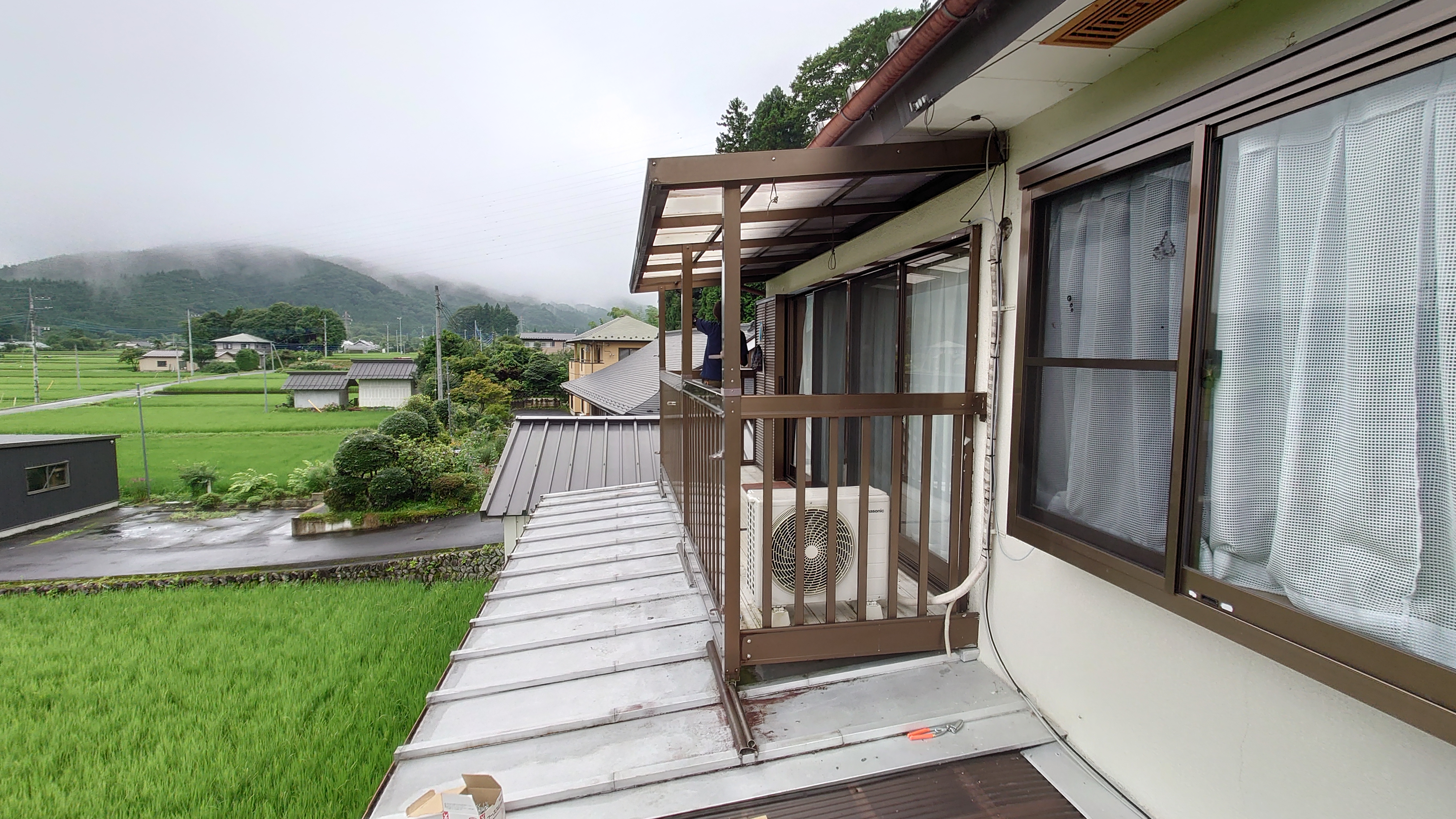 超　広々の屋根付きルーフバルコニー