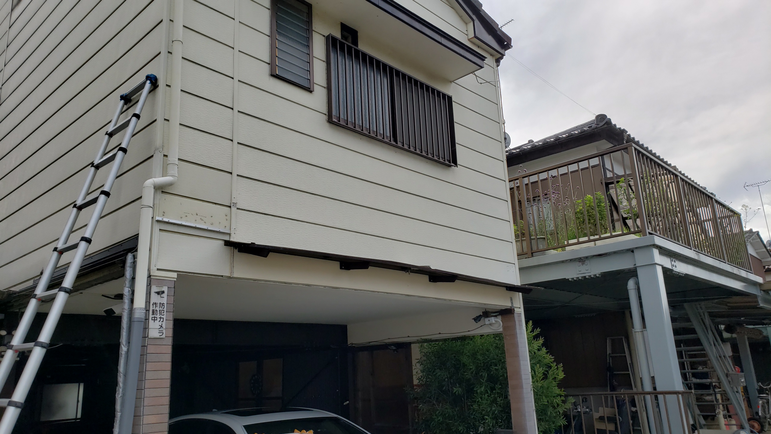 大規模後付ひさし