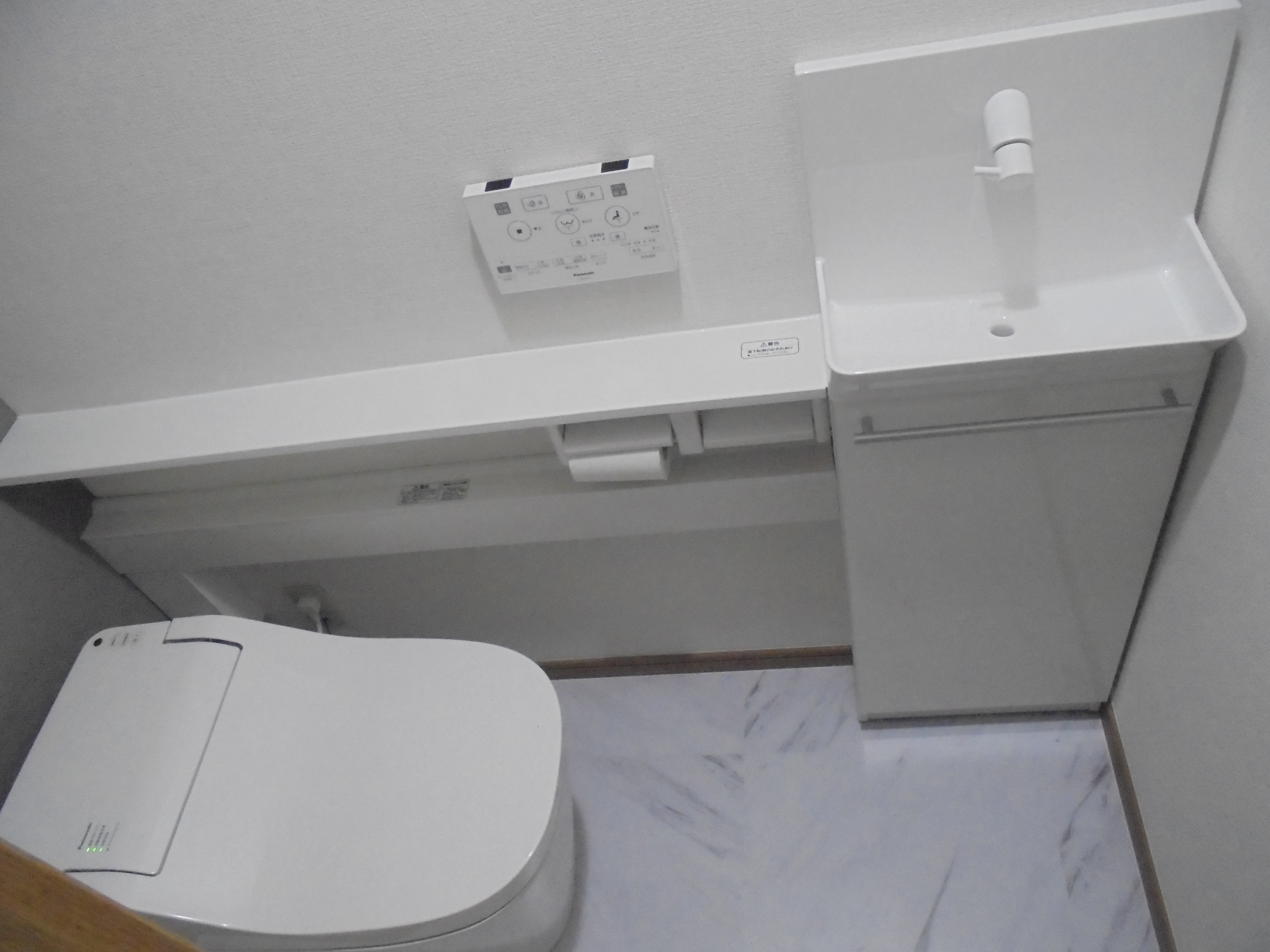 使いやすくお手入れがしやすいトイレリフォーム