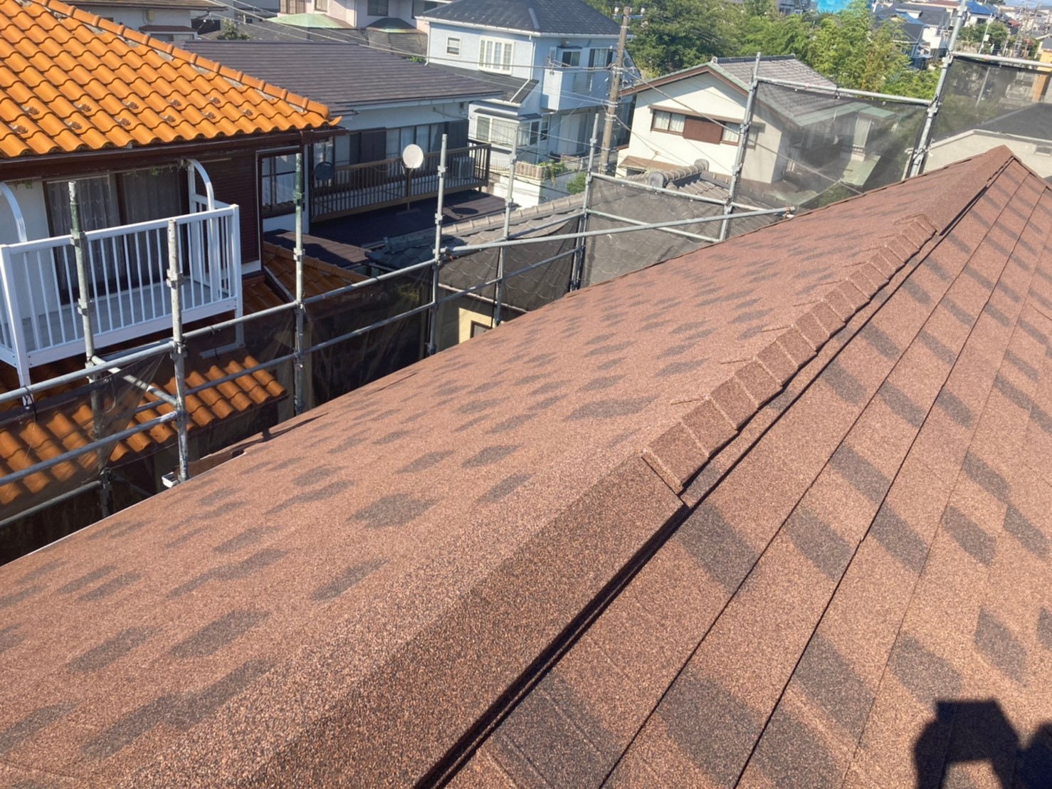 屋根葺き替え・塗装工事（太陽光パネル脱着）