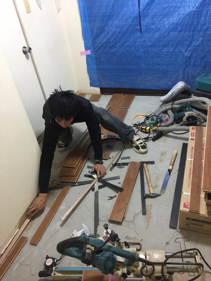 マンション直張フローリング工事