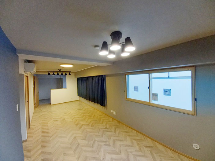 青を基調とした、スタイリッシュなお部屋へリフォーム。