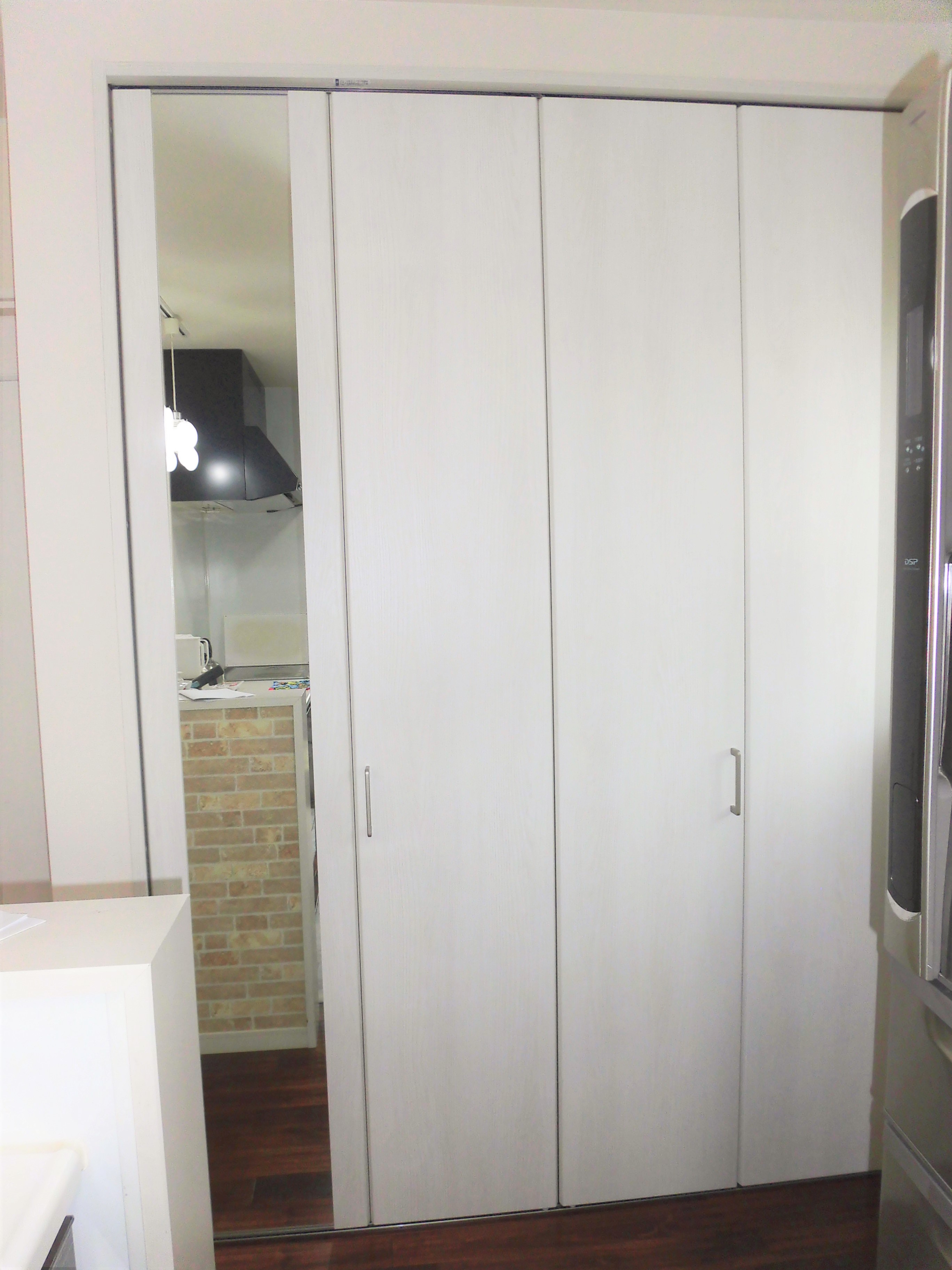 つい開けたくなるキッチン収納