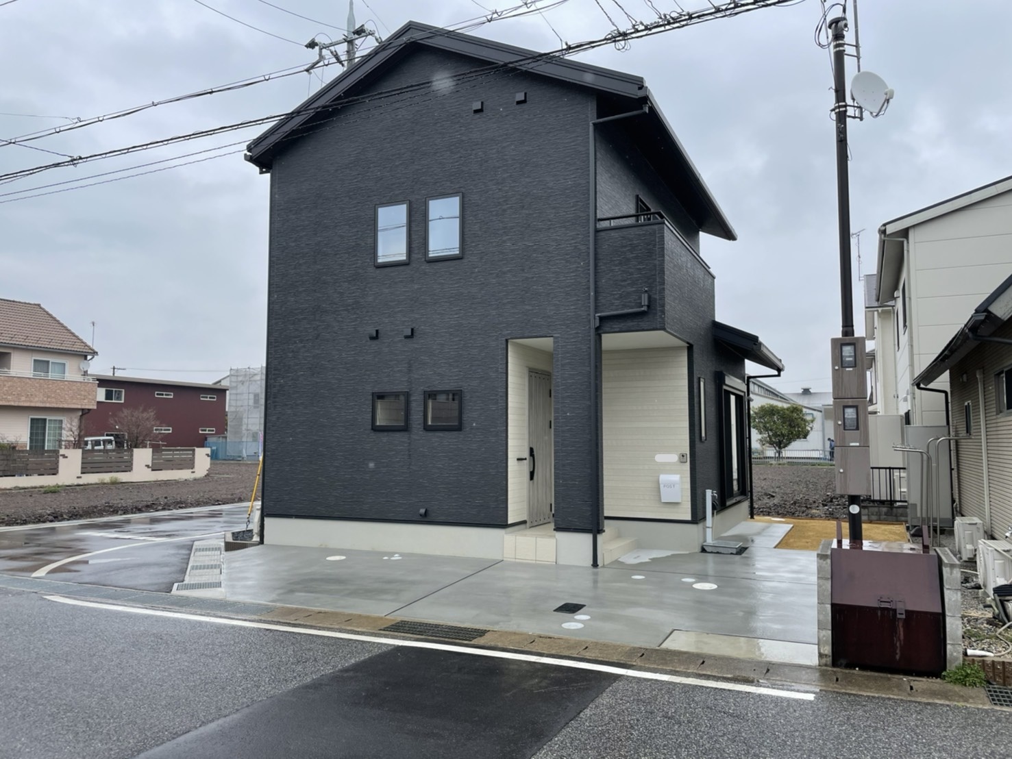 シンプルスタイルの新築外構