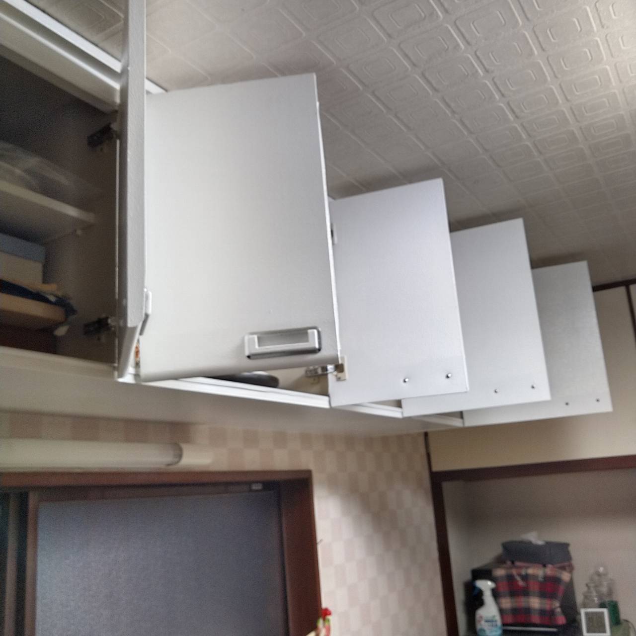 システムキッチン　換気扇　キッチン清掃塗装　