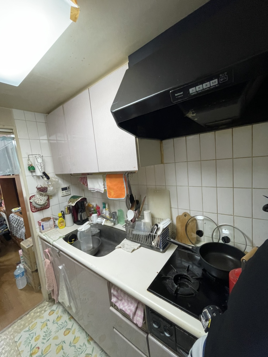 収納力豊富な洗練されたキッチン