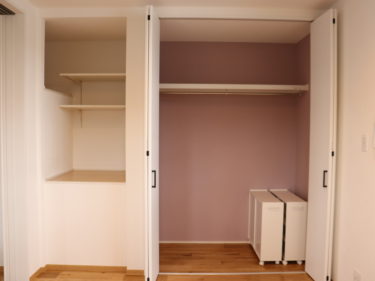 洋室を子供の成長を考慮した楽しく使える部屋に