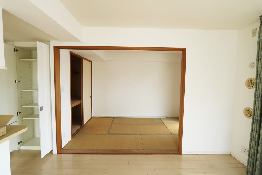 和室の壁を撤去してリビングを拡張
